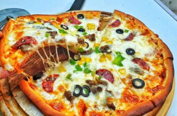 Top 7 Pizza places in Edmonton